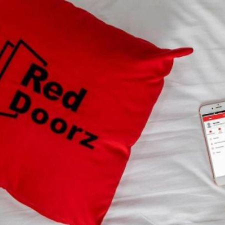 Reddoorz Plus @ Taman Siswa 3 Yogyakarta Extérieur photo