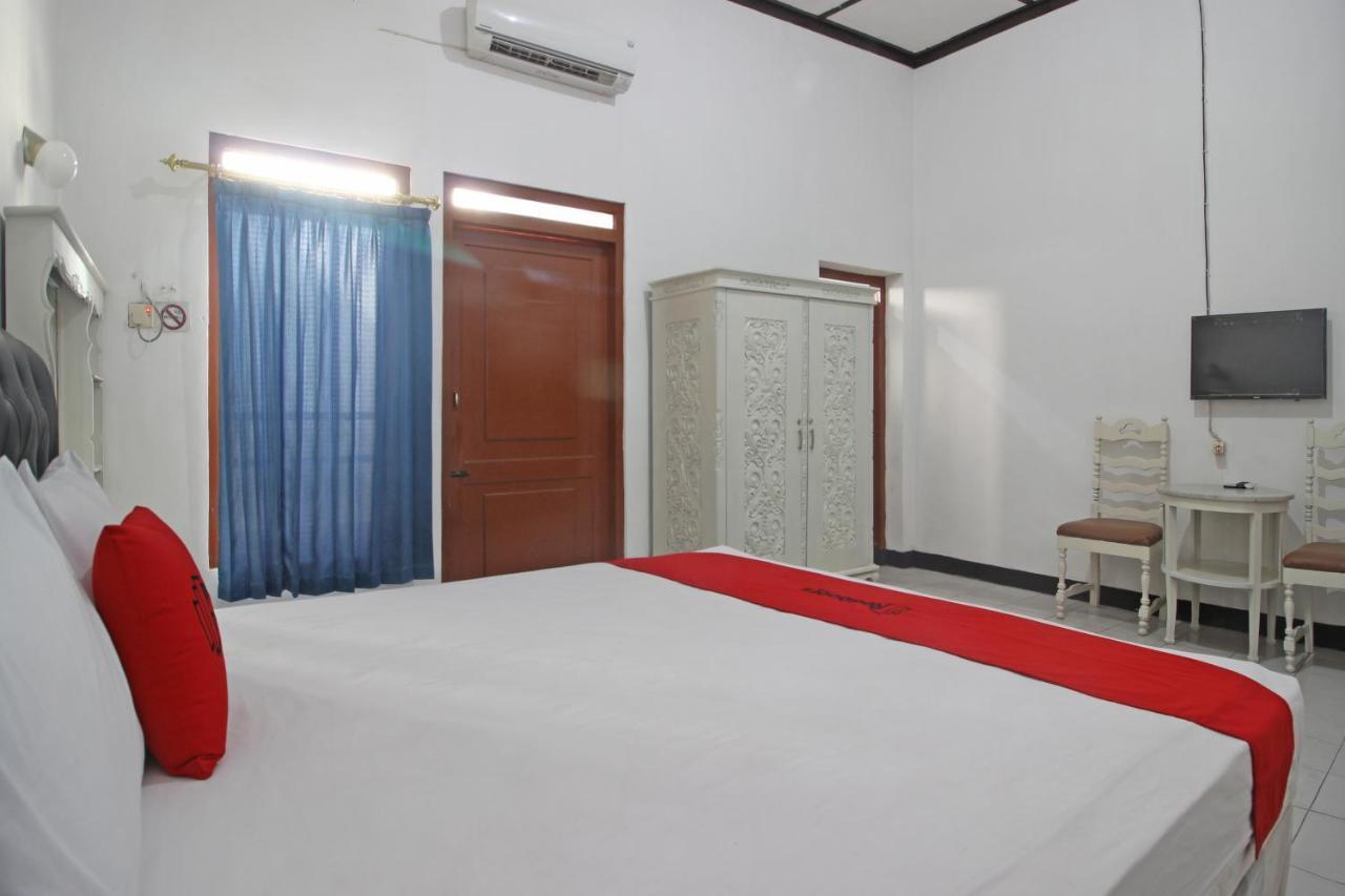Reddoorz Plus @ Taman Siswa 3 Yogyakarta Extérieur photo