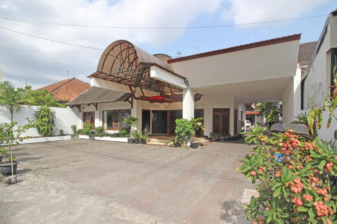 Reddoorz Plus @ Taman Siswa 3 Yogyakarta Extérieur photo