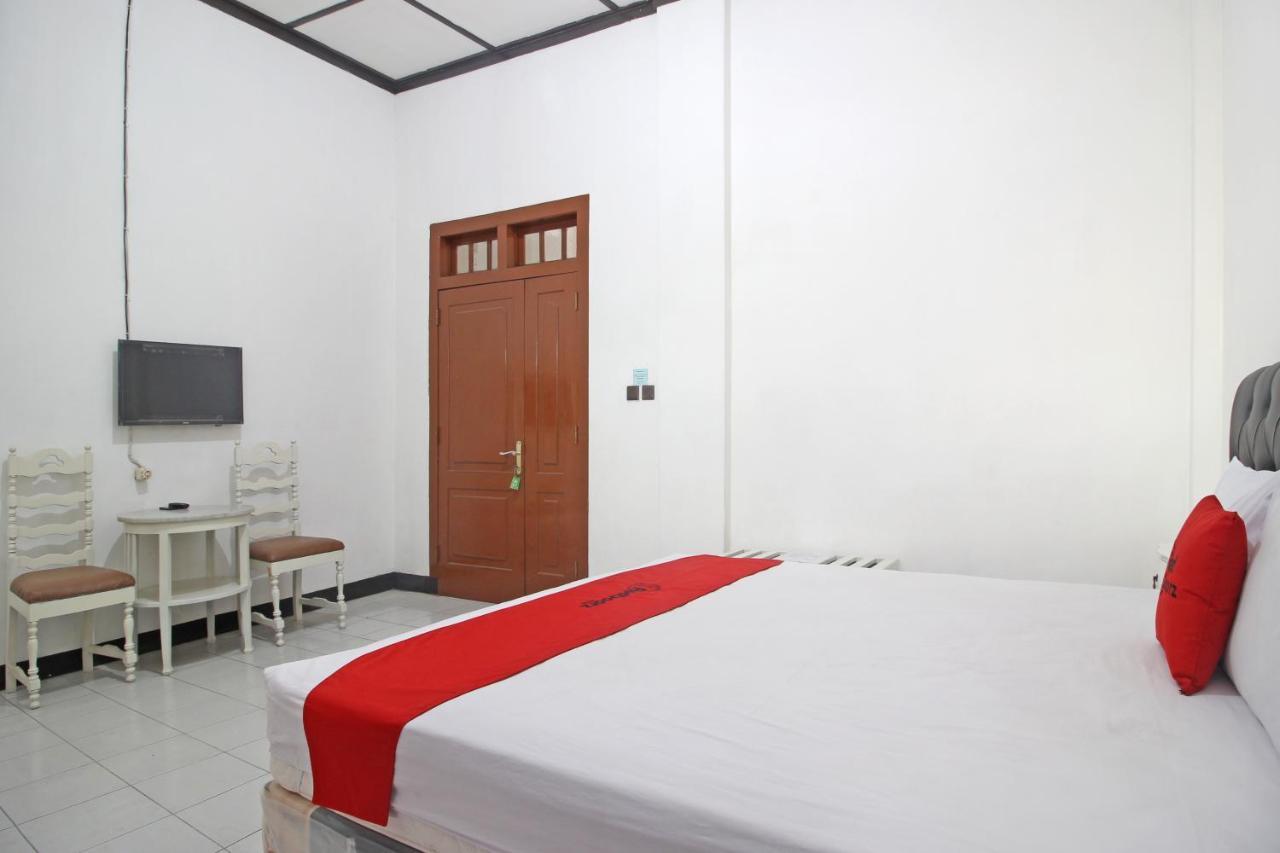 Reddoorz Plus @ Taman Siswa 3 Yogyakarta Extérieur photo